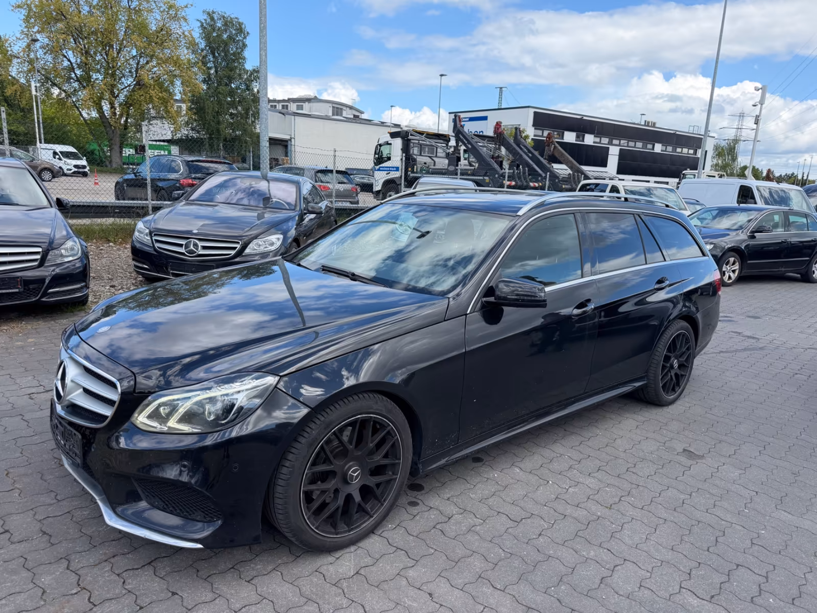 Mercedes-Benz E 300 E T-Modell BlueTec Hybrid, AMG-Paket