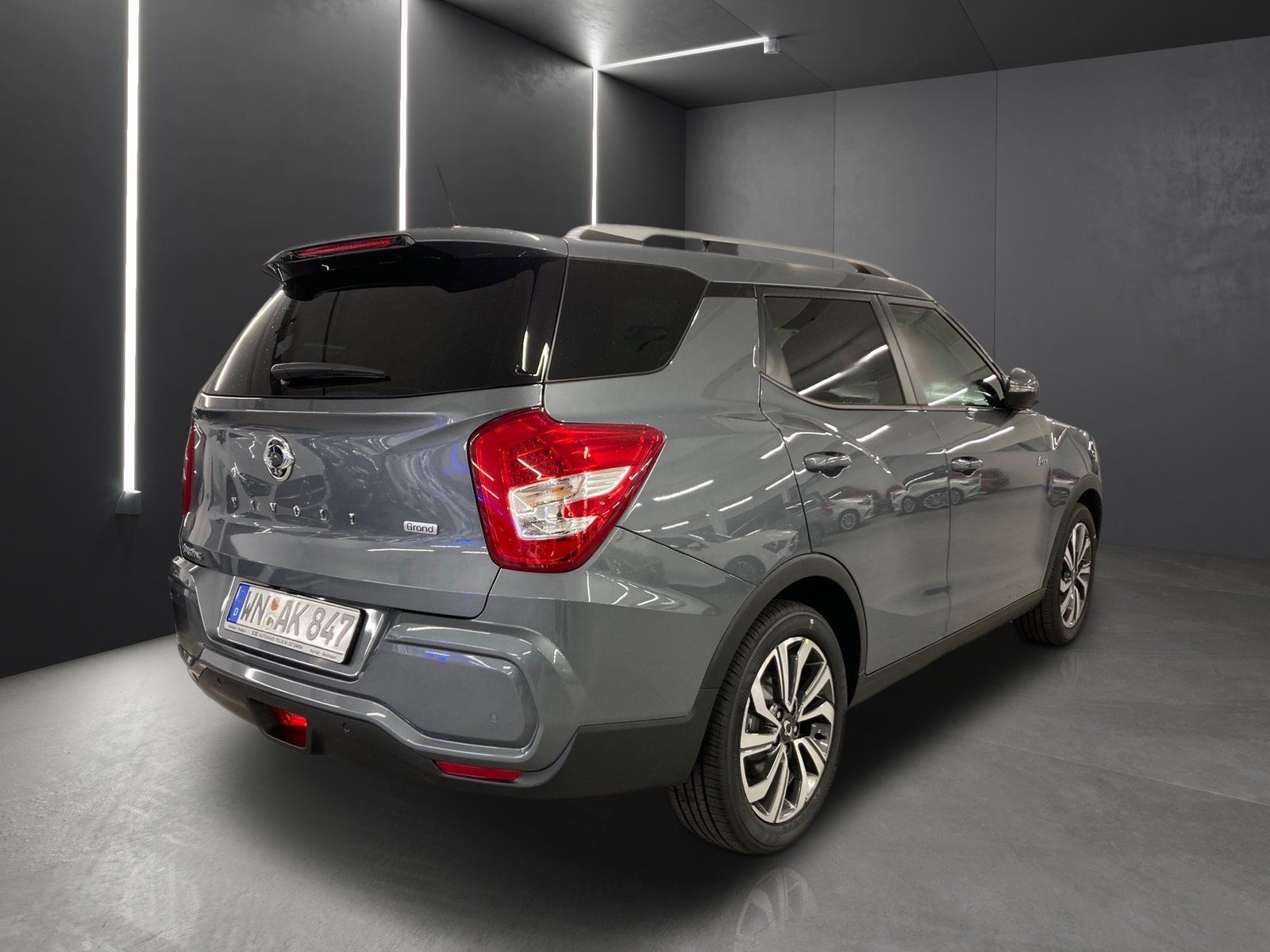 Fahrzeugabbildung Ssangyong Tivoli Grand Sapphire*Schiebed*Sitzheiz*Navi*LED