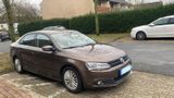 Volkswagen Jetta 1.4 TSI  Gepflegt & Sche... - Volkswagen Jetta mit Benzin-Antrieb: Limousine, Automatik