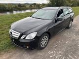 Mercedes-Benz Mercedes E 250 CDI Kombi W 212 Gut Ausgest... - Mercedes-Benz E 250 aus 2010: Cdi