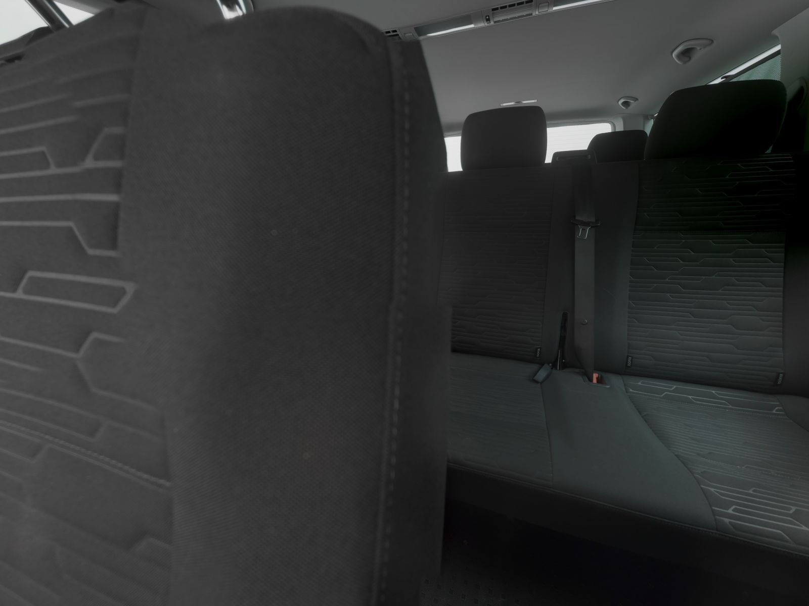 Volkswagen T6 Caravelle - Bild 7