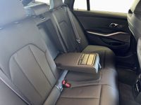 BMW 330 - Vorschau Bild 14