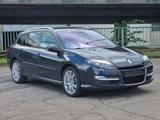 Renault Laguna III Grandtour GT - Renault Laguna mit Benzin-Antrieb: Kombi