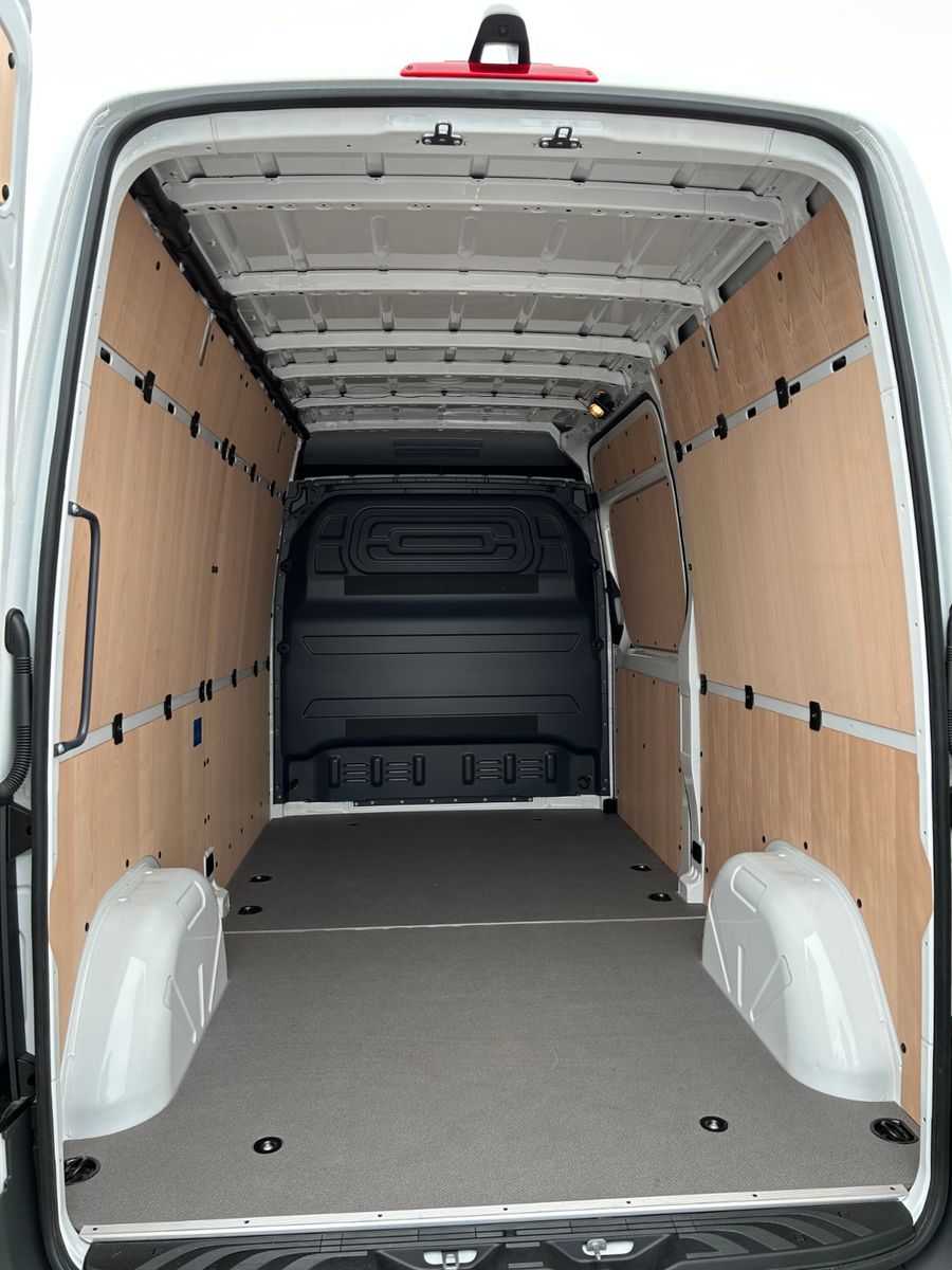 Fahrzeugabbildung Mercedes-Benz Sprinter III 211 CDI  Kasten  Navi  Kamera