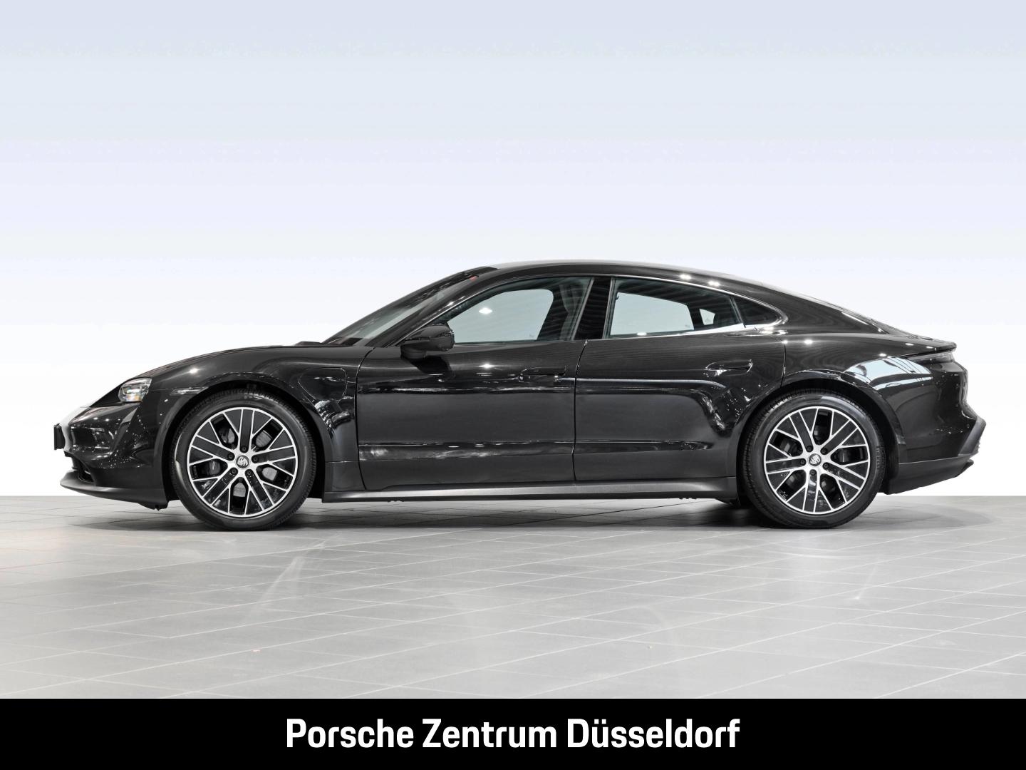 Porsche Taycan Surround-View 20-Zoll Abstandstempomat