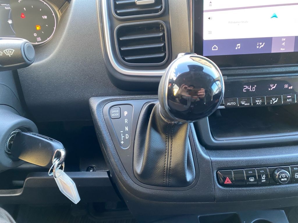 Fahrzeugabbildung Citroën Jumper 2.2 BlueHDi 140 L3H2 Autm.