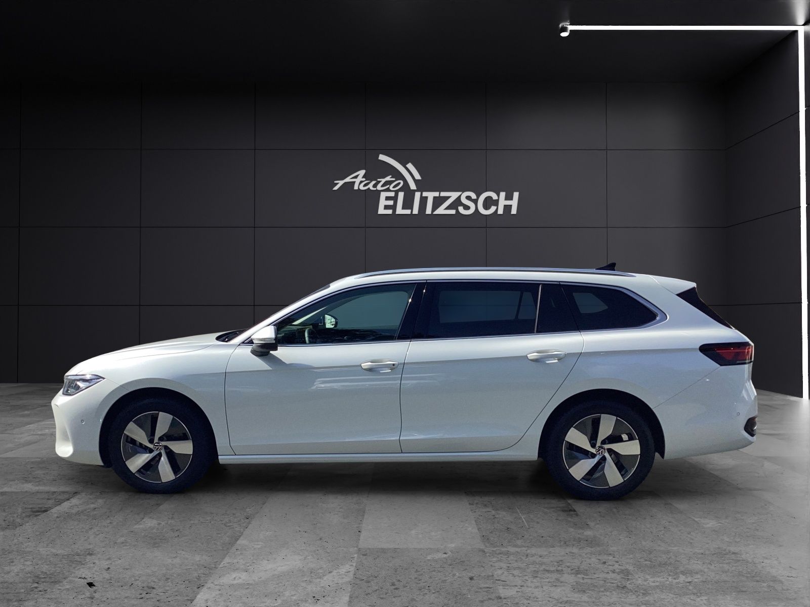 Fahrzeugabbildung Volkswagen Passat TDI Elegance DSG LED ACC AHK NAVI TRAILER