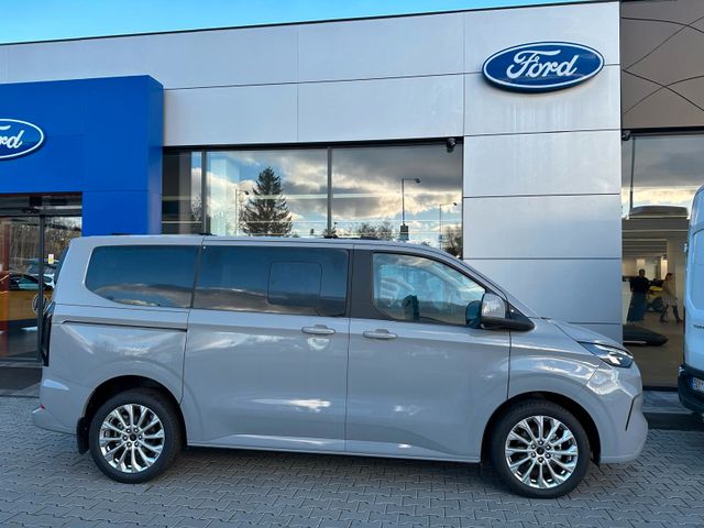 Tourneo Custom 2.0 EcoBlue 125kW L1 Titanium 4x4 – Neufahrzeug, Bild 1