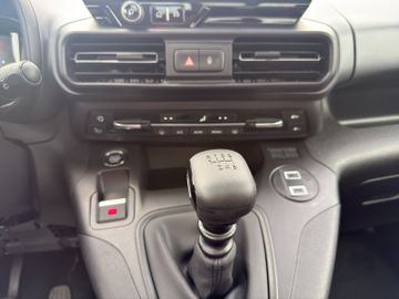 Citroën Berlingo M Benzin 110 30 Jahre Winterp.+Navi+RFK