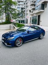 Mercedes-Benz C 63 AMG Mercedes-AMG C 63 S Mercedes-AMG S - blaue Mercedes-Benz C 63 AMG