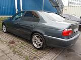 BMW 528i - BMW 528 aus 1998