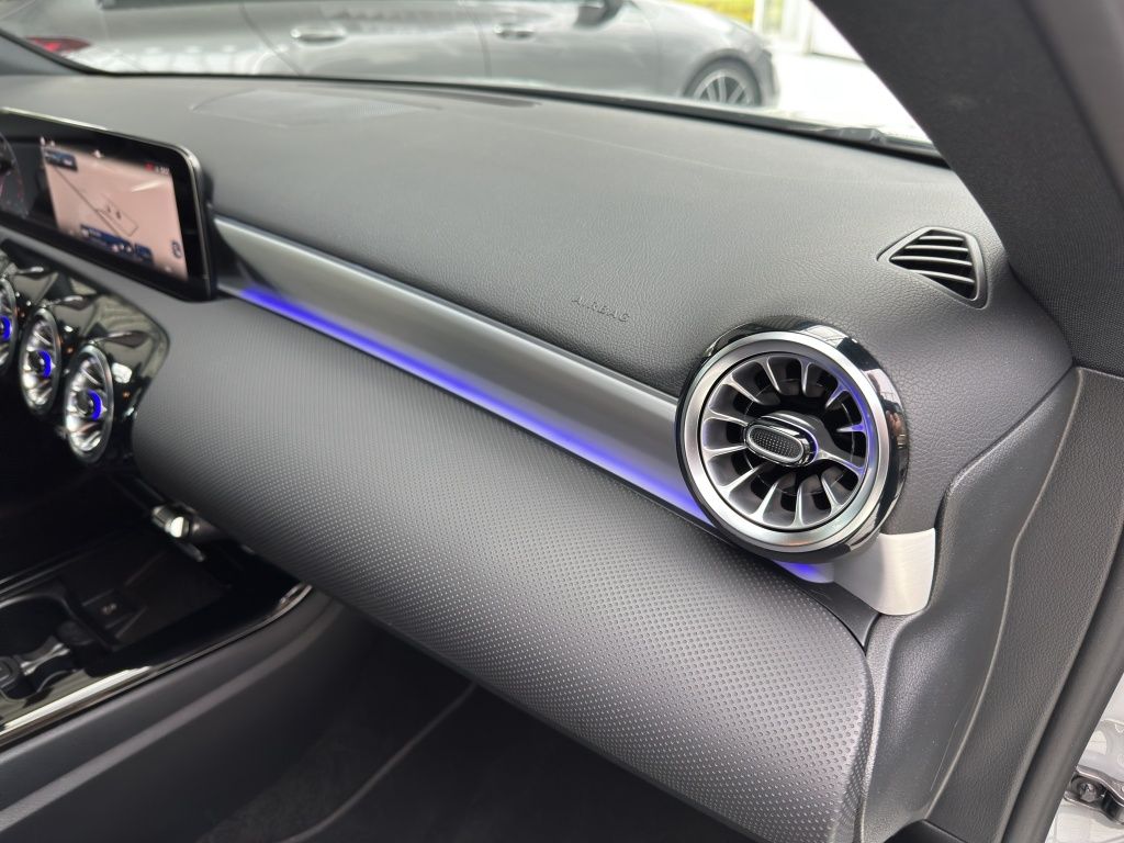 Fahrzeugabbildung Mercedes-Benz A 200 AMG*NIGHT*AHZV*LED*DAB*LENKRHZG*RFK*TWA*