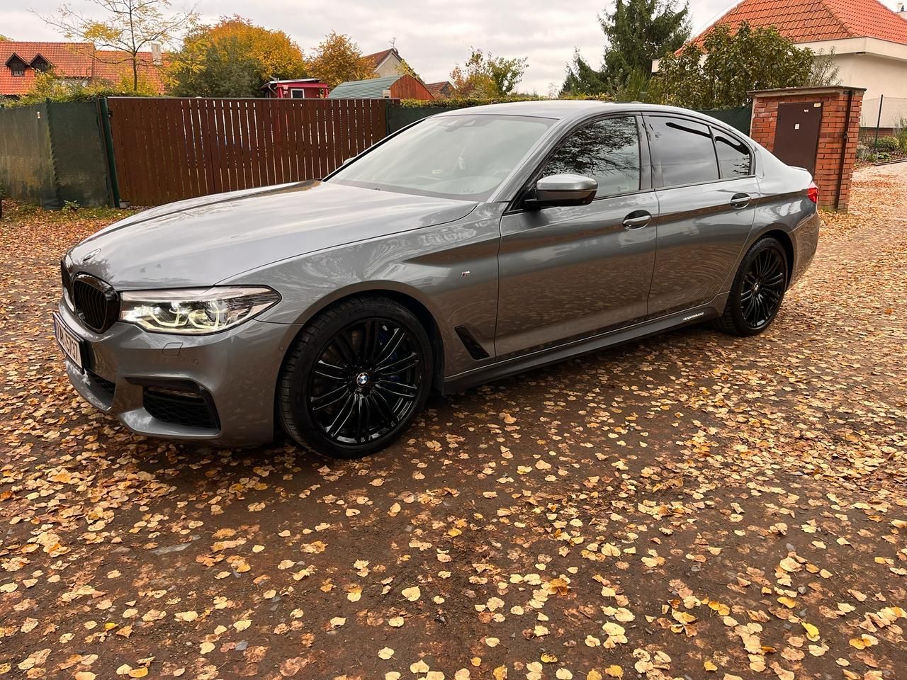 BMW 540i xDrive A - top kondition