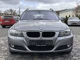 BMW 318 i BI-XEN NAV AHK KLIMAAUT PDC HU-01/27 - BMW: Kombi, 3.0