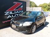 Toyota Auris 2.0 D-4D 5 porte Sol - Toyota Auris mit Diesel-Antrieb: Sol