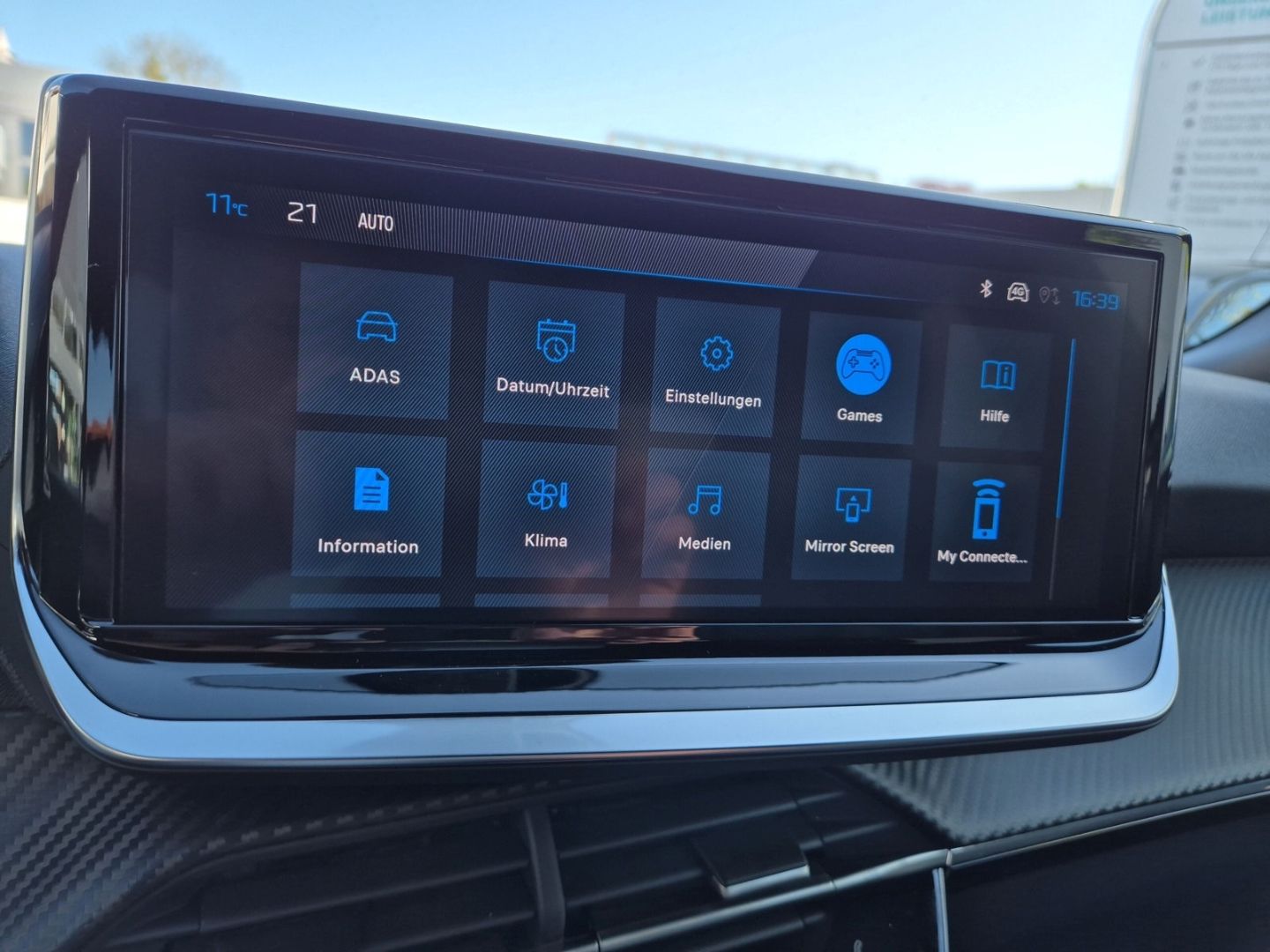 Peugeot 2008 - Bild 18