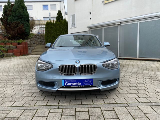 BMW 114 Lim  Navi  Einparkhilfe Freisprechanlage