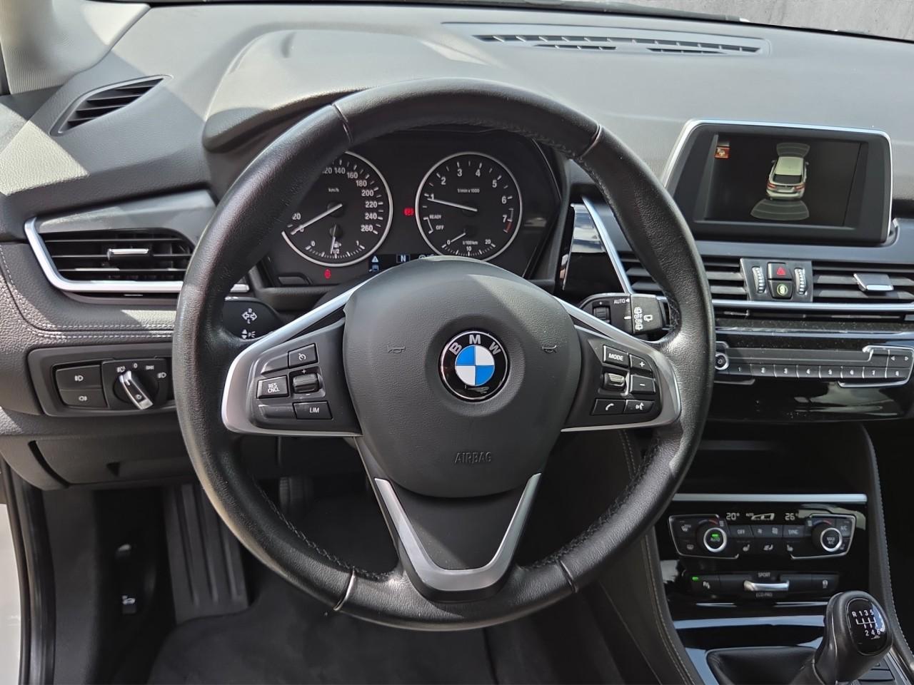 BMW 218i Active Tourer Sport Line Klima Navi