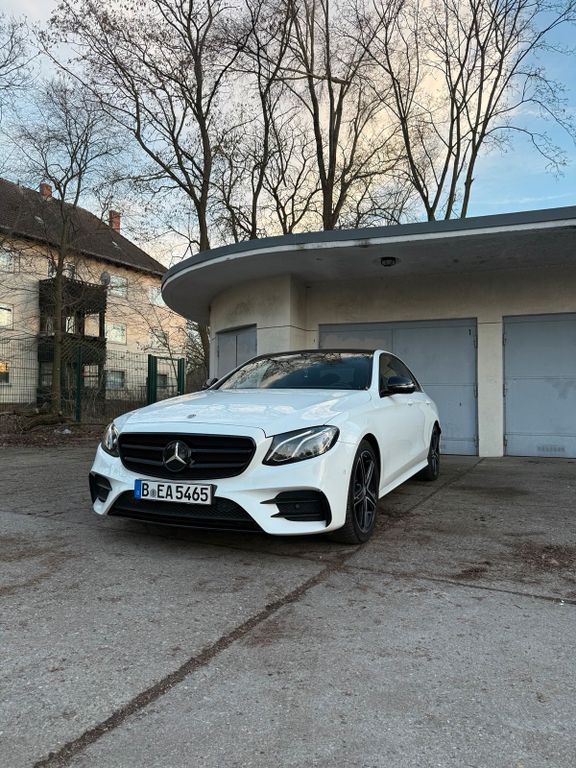 Image of Mercedes-Benz E 200