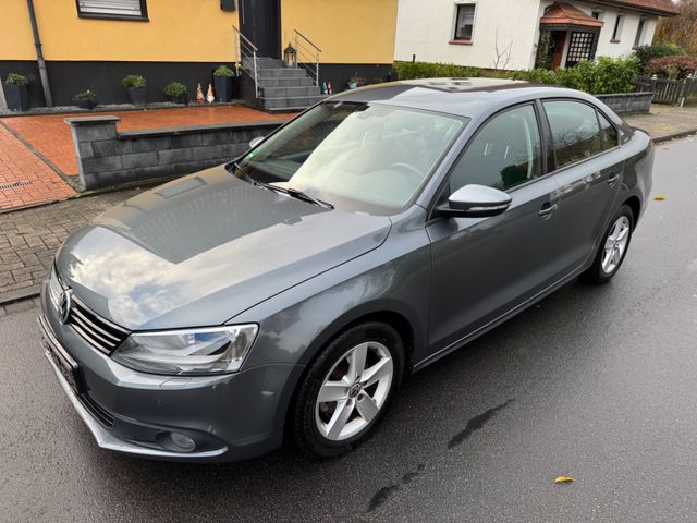 Volkswagen Jetta 1.2 TSI 105PS, Sitzheizung/PDC/Top Zustand