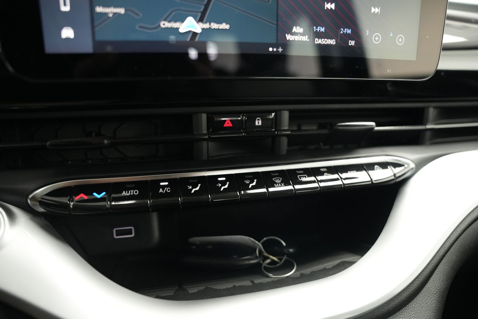Fahrzeugabbildung Fiat 500 e Icon 42 Kwh *Kamera*Klima*Navigation*TOP