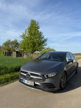 Mercedes-Benz A180 AMG LINE Grau Matt - Mercedes-Benz A 180 Gebrauchtwagen in Stuttgart