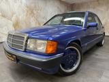 Mercedes-Benz 190 2.3 Avantgarde Azzurro/Unfallfrei/Scheckheft - Mercedes-Benz 190 mit Benzin-Antrieb