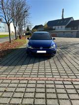 Volkswagen Golf 2.0 4MOTION R mit Akra - Automatik Mit gebraucht