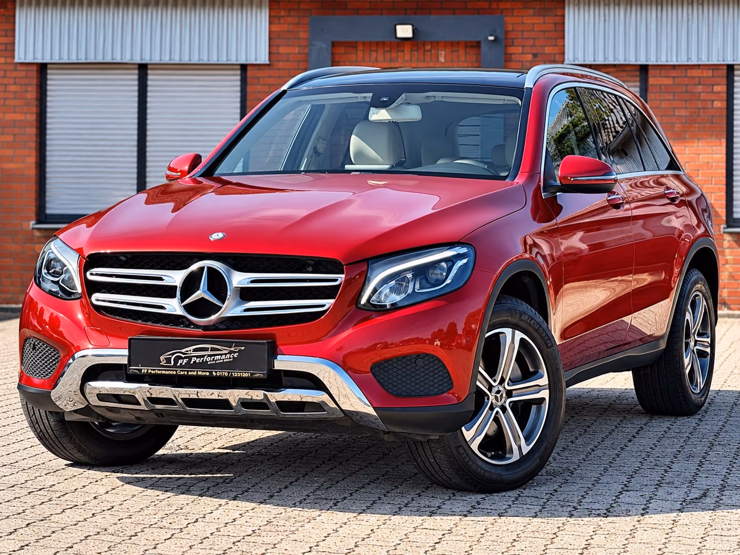 Mercedes-Benz GLC 300 4MATIC Auto.Pano/Led/Navi/Leder/Acc/360*
