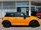 MINI Cooper S + JCW Int.+Ext.Pkt+Navi+Klimaaut.+Pano+ - MINI MINI Gebrauchtwagen in Freiburg