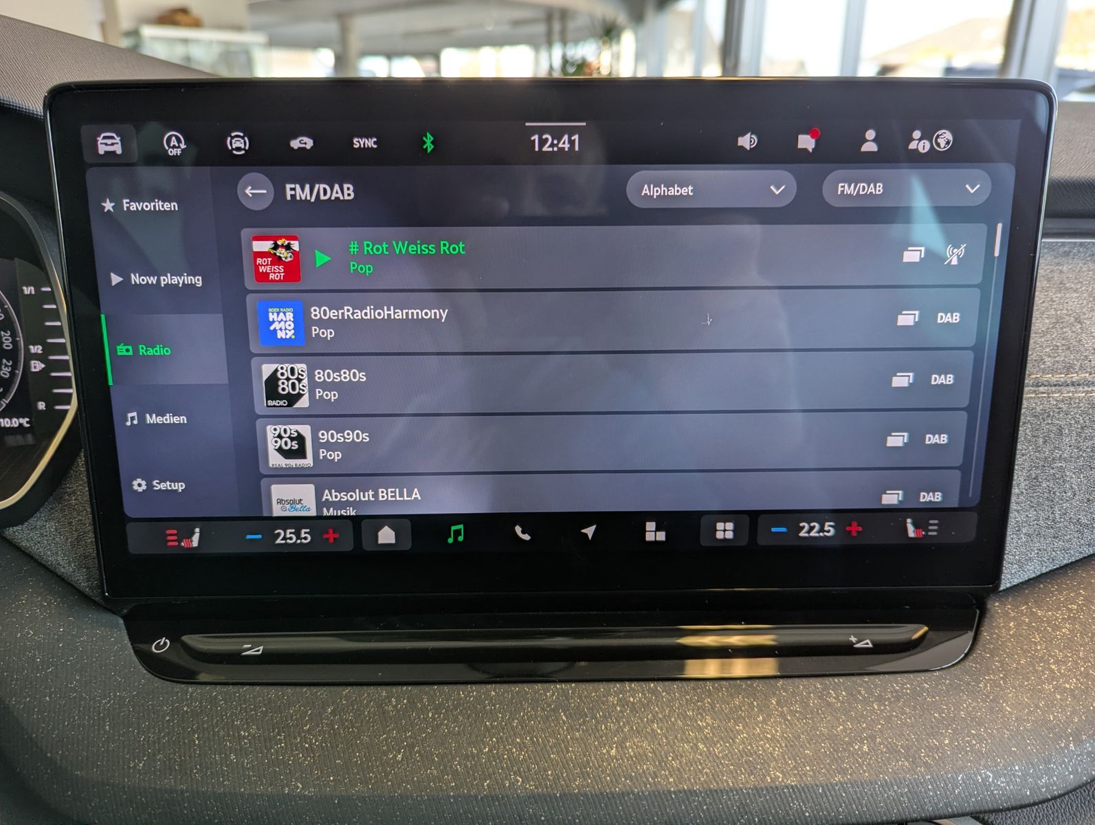 SKODA Octavia 1.5 TSI DSG ACC Style-Paket AHK 5J Garan - Image 33