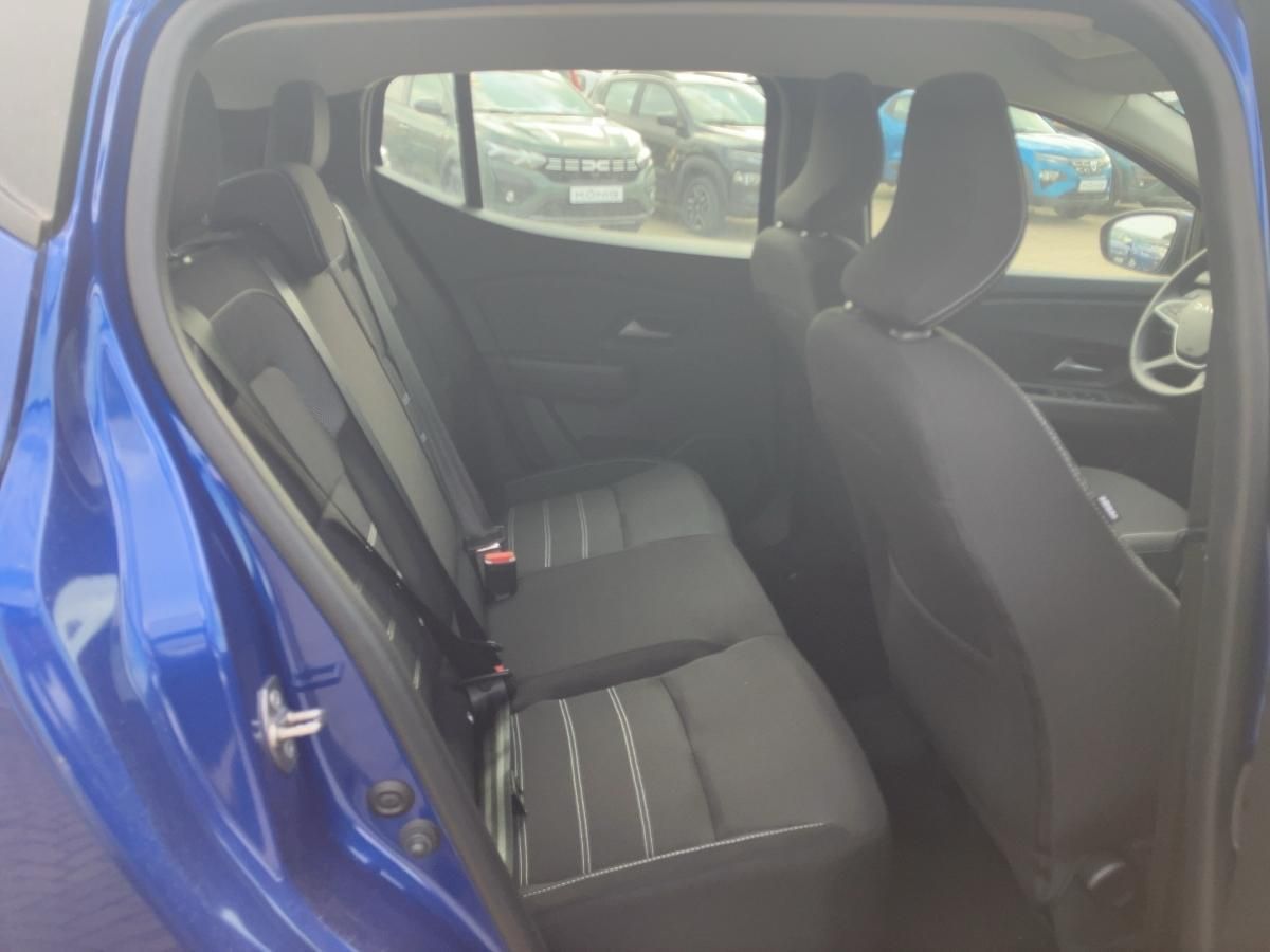 Dacia Sandero - Bild 8