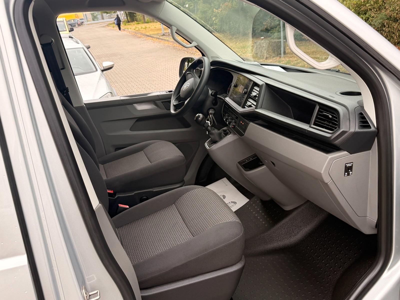Volkswagen T6.1 2.0 TDI Transporter Kasten FWD*GR.NAVI*PDC*