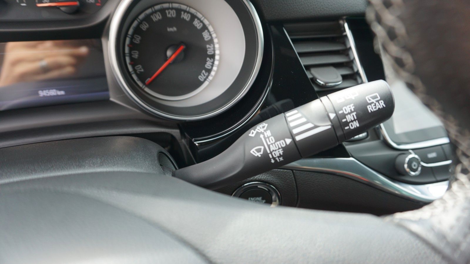 Fahrzeugabbildung Opel Astra K Sports Tourer Ultimate,Leder,LED,Nav,OPC