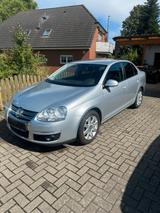 Volkswagen Vw Jetta 1.6 FSI - gebrauchte VW Jetta aus dem Jahr 2008