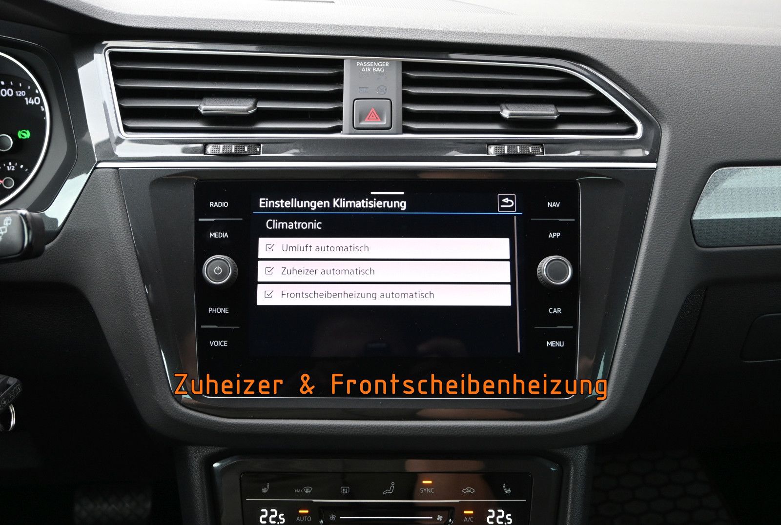 Fahrzeugabbildung Volkswagen Tiguan 2.0 TDI DSG 4MOT Life °ACC°AHK°HUD°STHZ°