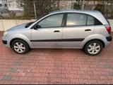 Kia Rio Auto - Kia Rio in Herne