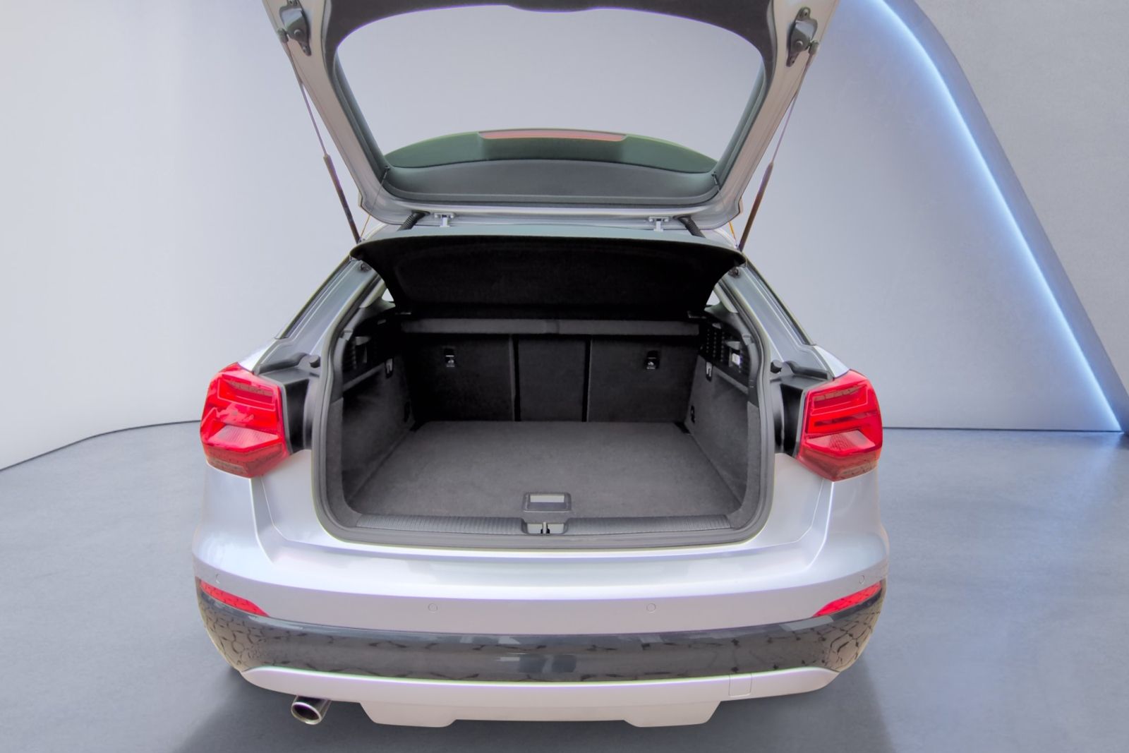 Q2 Design 30 TDI S tronic LED+GRA+PDC+SHZ