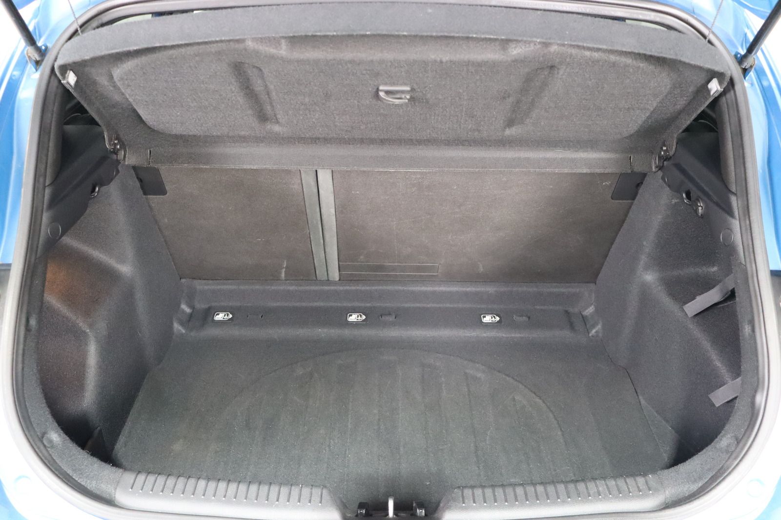 Fahrzeugabbildung Hyundai i30 Passion * Navi * RFK * Lenkradhzg.