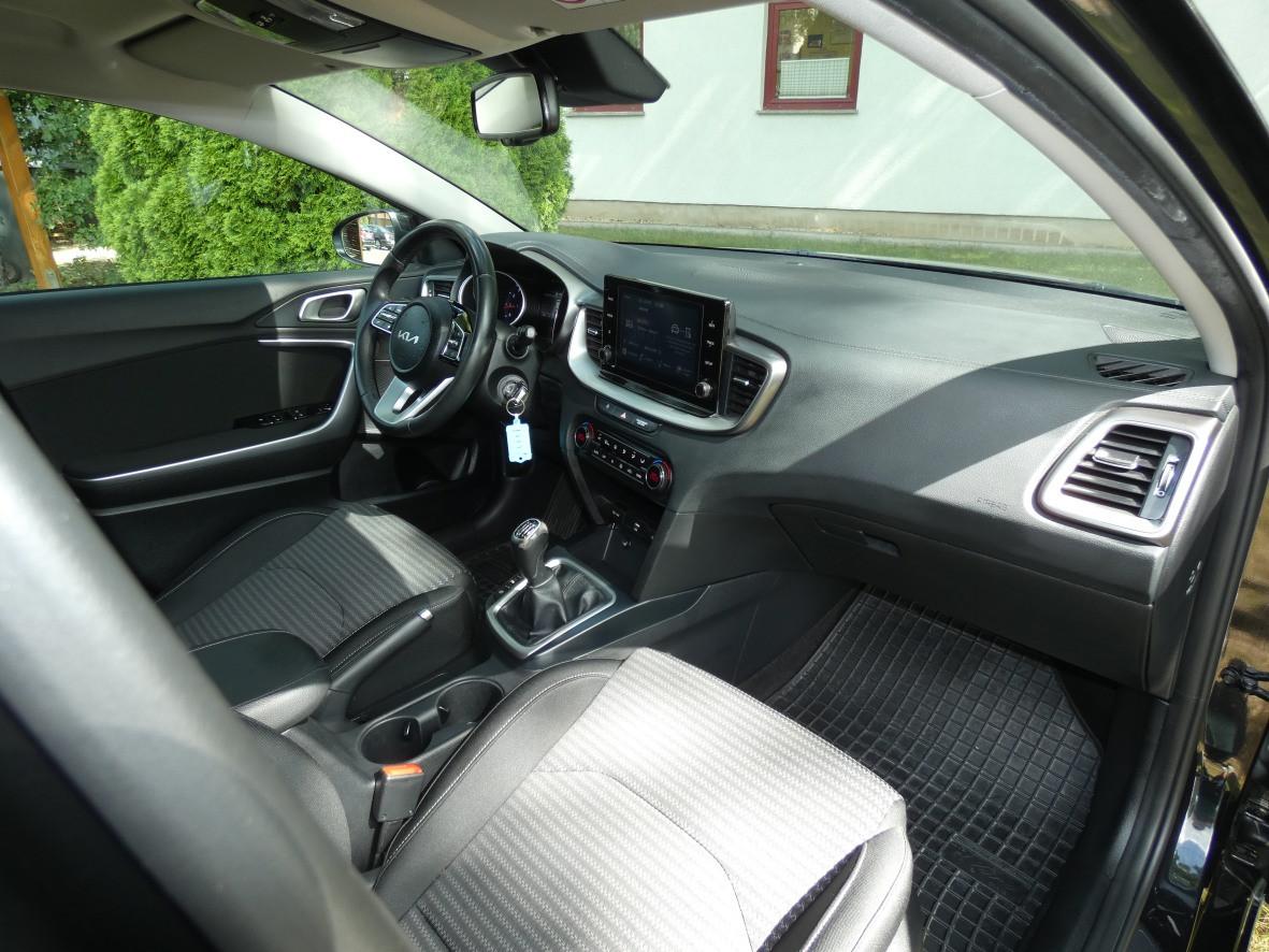 Kia cee'd SW 1.5 T-GDI Kamera LM PDC LED Klima SHZ