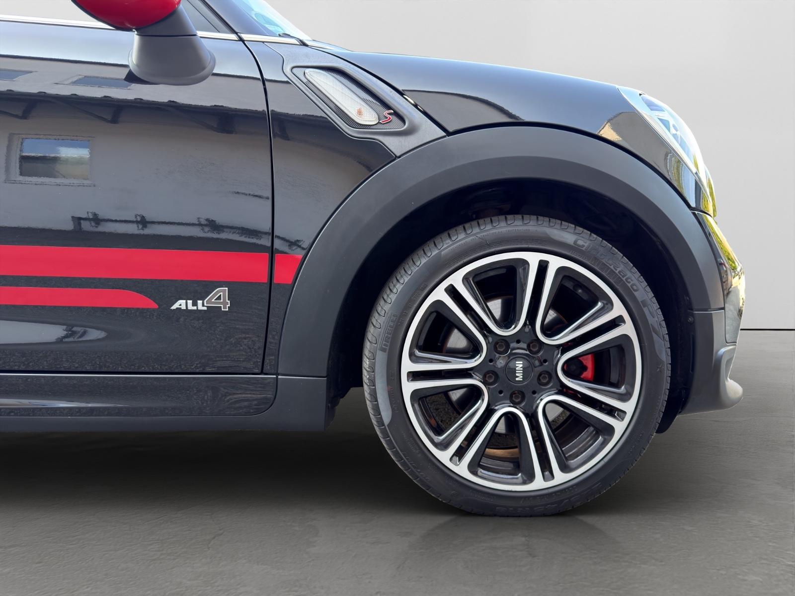 MINI Countryman Cooper S All4 John Cooper Works