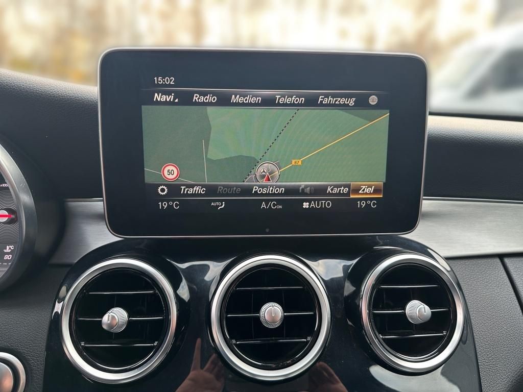 Fahrzeugabbildung Mercedes-Benz C 220 dT Avantg. Totwi. SDHZ LED SHZ KeyLess KAM