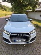 Audi Q7 3.0 TDI quattro tiptronic S Line Pano Navi  - Audi Q7 Gebrauchtwagen in Stuttgart