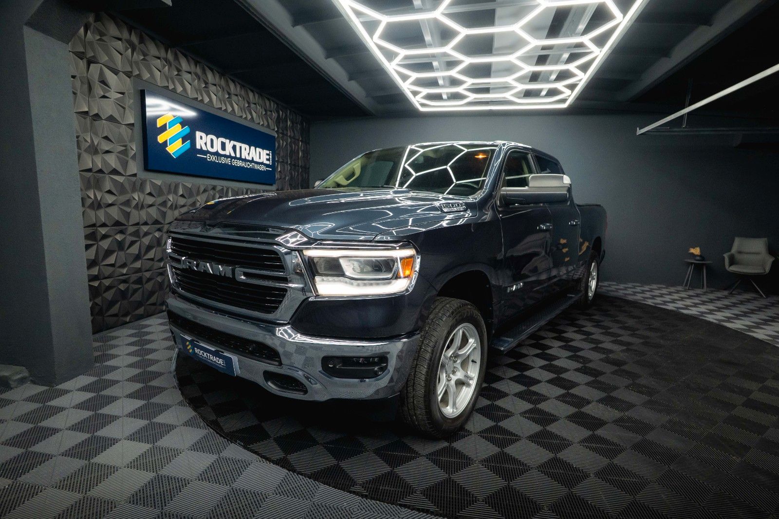 Fahrzeugabbildung Dodge RAM 5.7 V8 HEMI GEN 5 LONGBED MAXI *LED*6 Sitze*