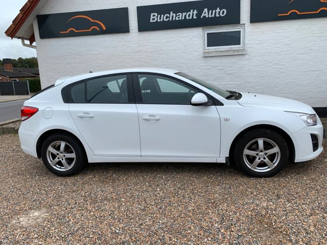 Chevrolet Cruze 1.8