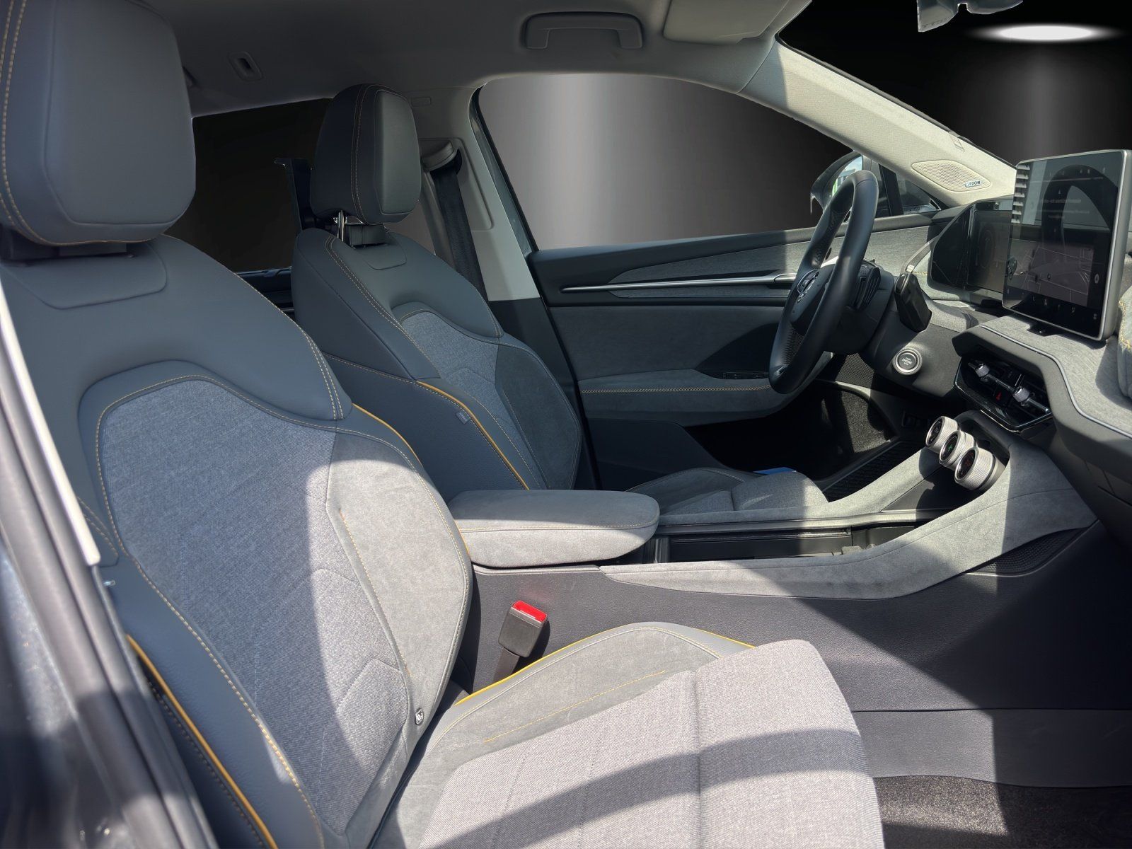 Fahrzeugabbildung SKODA Kodiaq Selection 2,0 TDI 142 kW DSG 4x4/AHK/LED