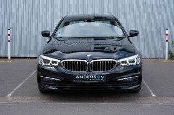 Fahrzeugabbildung BMW 520i SPORT HEAD-UP TEL NAVI LED AUTOM. 360° KAM