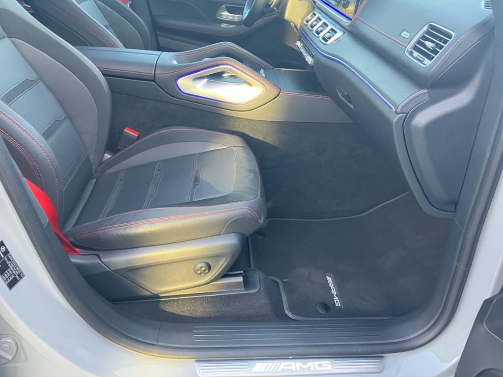 Fahrzeugabbildung Mercedes-Benz AMG GLE 53 4MATIC+ MULTIBEAM*Pano Dach