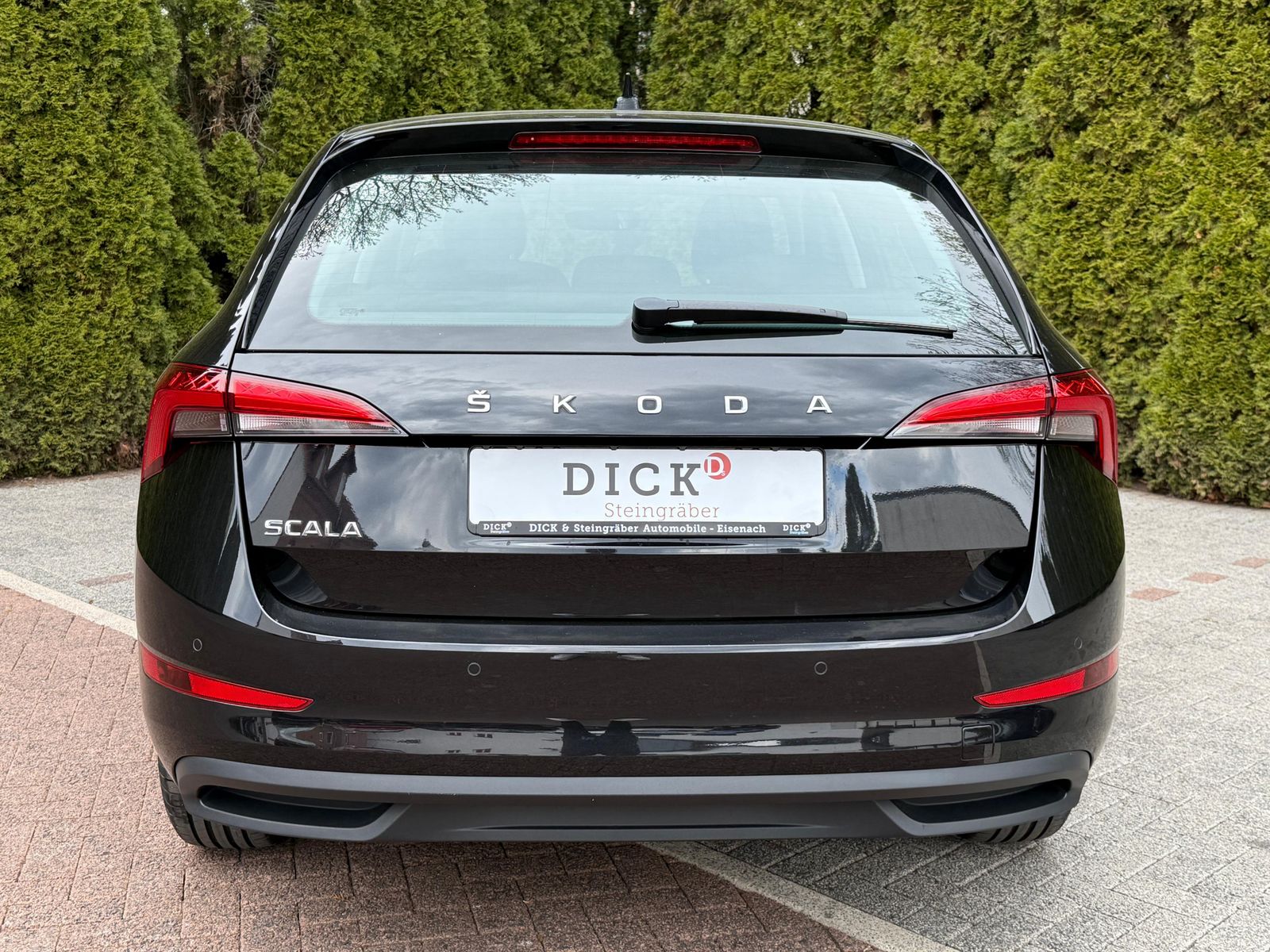 Fahrzeugabbildung SKODA Scala 1.0 TSI DSG Ambition LED+NAV+SHZ+VIRT+TEMP