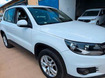 Volkswagen Tiguan - 8